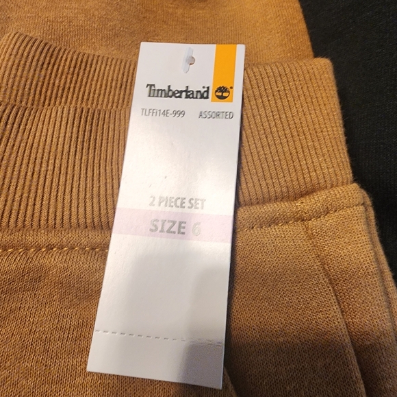 BOYS TIMBERLAND SWEATPANTS SET(HOODIE SET) - Picture 3 of 9